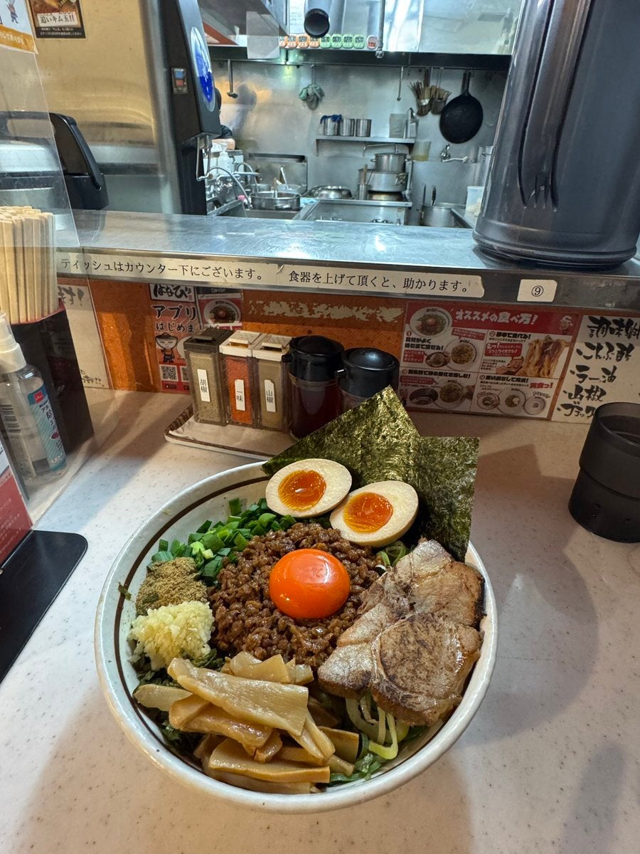 ドラえもんに激似の台湾まぜそば⇨「一度言われたら戻れない」「これも見て！」リプ欄大賑わい