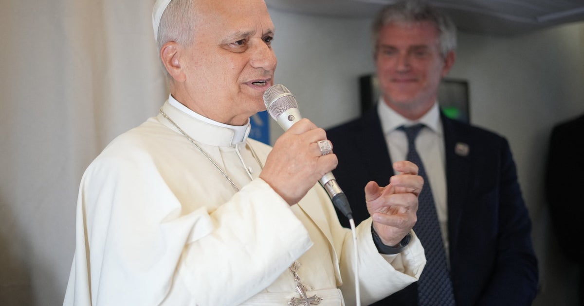 Pope Condemns Killing Of Protesters In Iran, Reaffirms Stance Against War