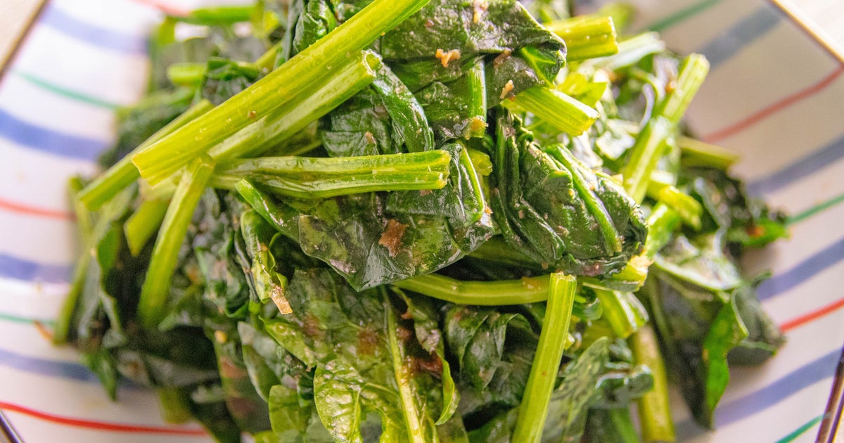 【ほうれん草、こう食べるのがちょうどいい】この組み合わせ、意外と合う。レンジで簡単、わさびがツンと香る副菜レシピ