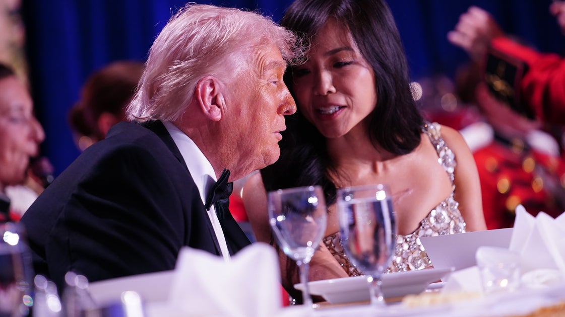 Watch The Moment Trump Was Rushed Out Of The White House Correspondents' Dinner