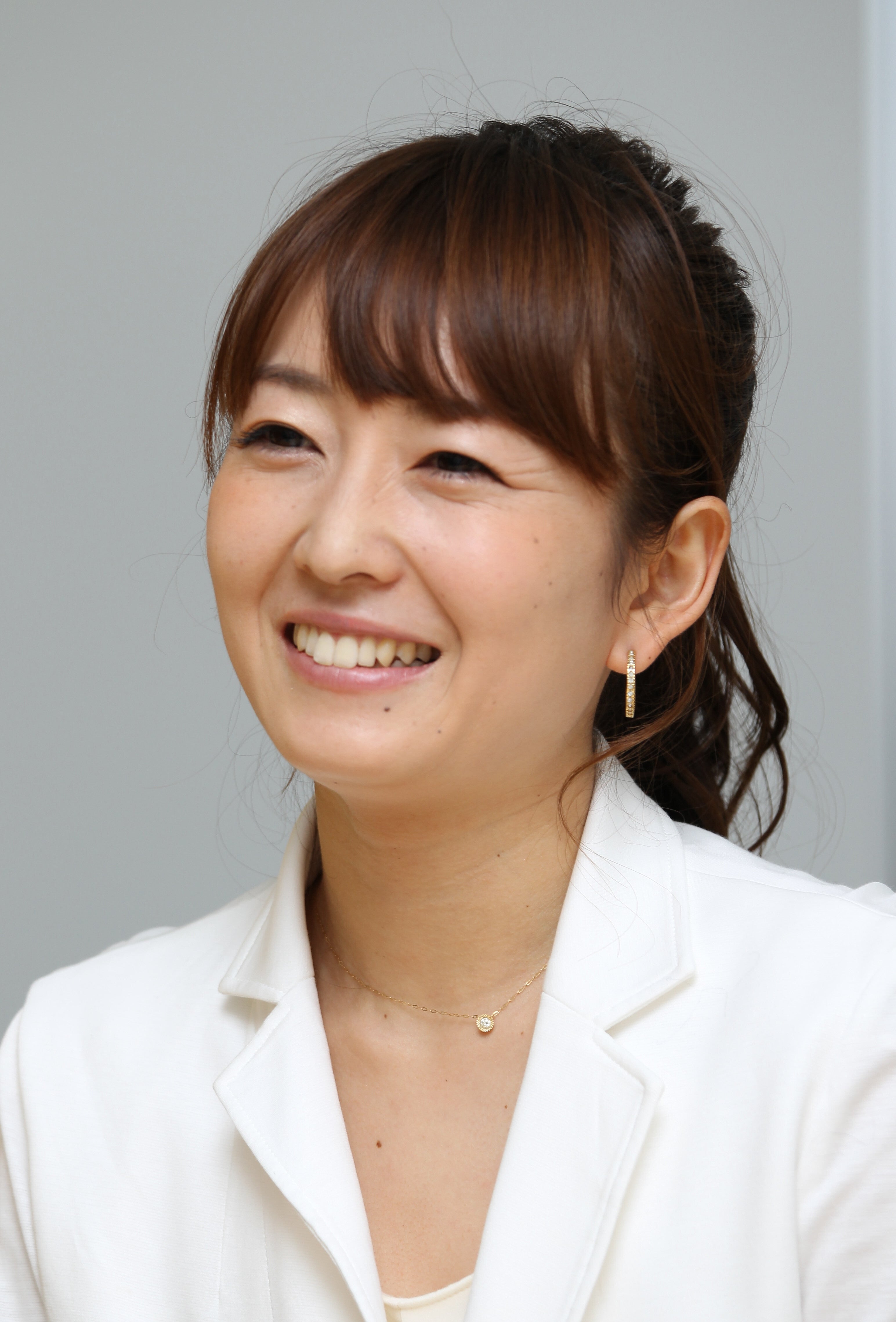 テレ東・狩野恵里アナ、手作りクッキーで大惨事⇨「おせんべい？」「戦国の技術者」と話題