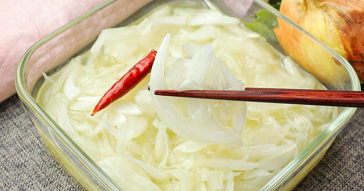 【新玉ねぎ、こう漬けて】あまりにも簡単で本当においしい！作り置きしてもすぐになくなる万能常備菜レシピ