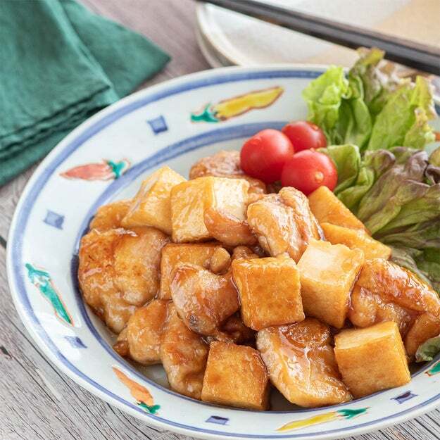【鶏もも肉で作る毎日おかず】厚揚げ・新玉ねぎ・はちみつバターで楽しむレシピ3選