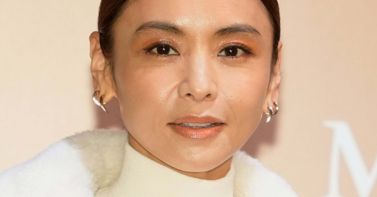 滝沢眞規子、自宅リビングと庭を公開→「リゾートホテルみたい」「珍しい植物がいっぱい」「すごい開放感」とファン驚愕