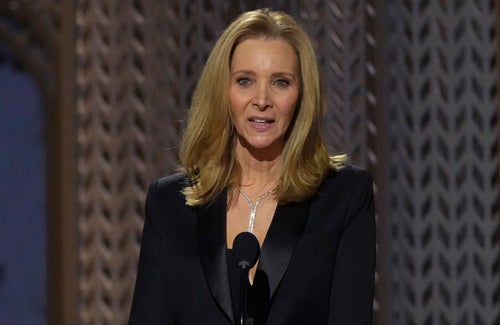 Lisa Kudrow Recalls 'Mean Stuff' That Went On Behind The Scenes Of Friends | HuffPost UK Entertainment Lisa Kudrow Recalls 'Mean Stuff' That Went On Behind The Scenes Of Friends | HuffPost UK Entertainment