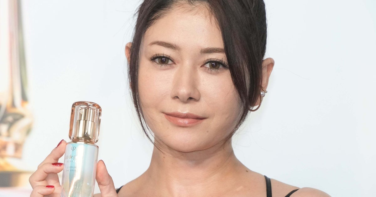 真木よう子「雨が降ると...」ヘアスタイルに共感の声「あるある」「私も嫌気がさしてます」