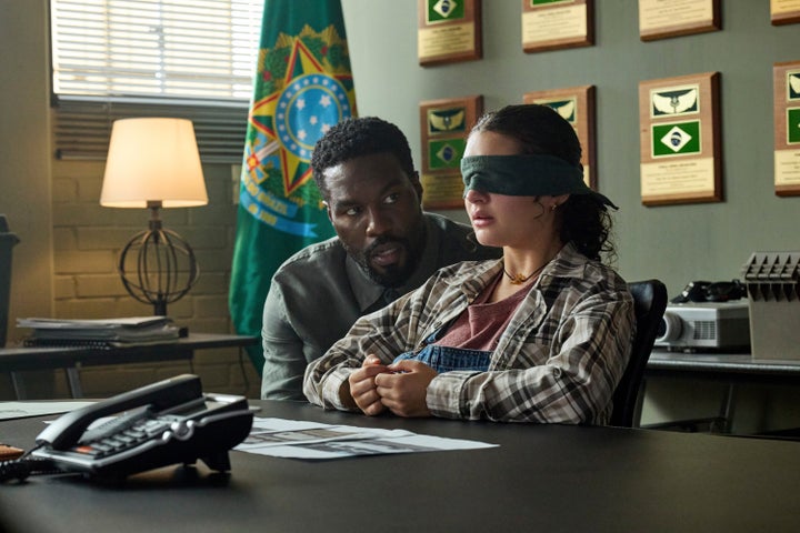 Abdul-Mateen II as Creasy and Billie Boullet as Poe Rayburn in "Man on Fire."