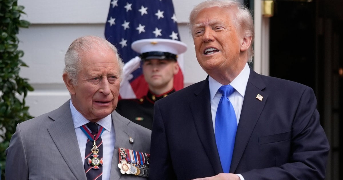 https://img.huffingtonpost.com/asset/69f3a835180000f83da38cad.jpeg?cache=7s2liTN2kc&ops=1200_630