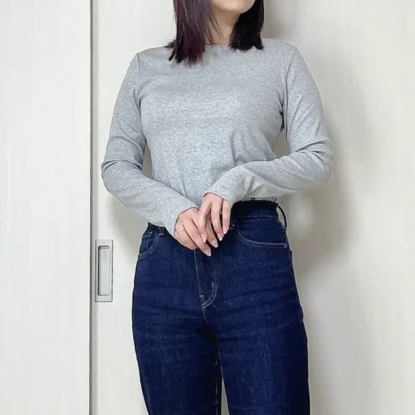ユニクロ「ソフトリブクルーネックT（長袖）」