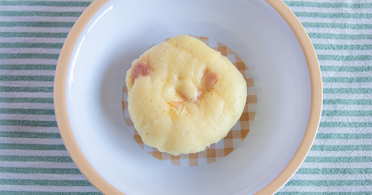 【ホットケーキミックスでおやつ作るならこれ】フライパンで15分！元保育園栄養士が教える、混ぜて蒸すだけのベーコンチーズ蒸しパン