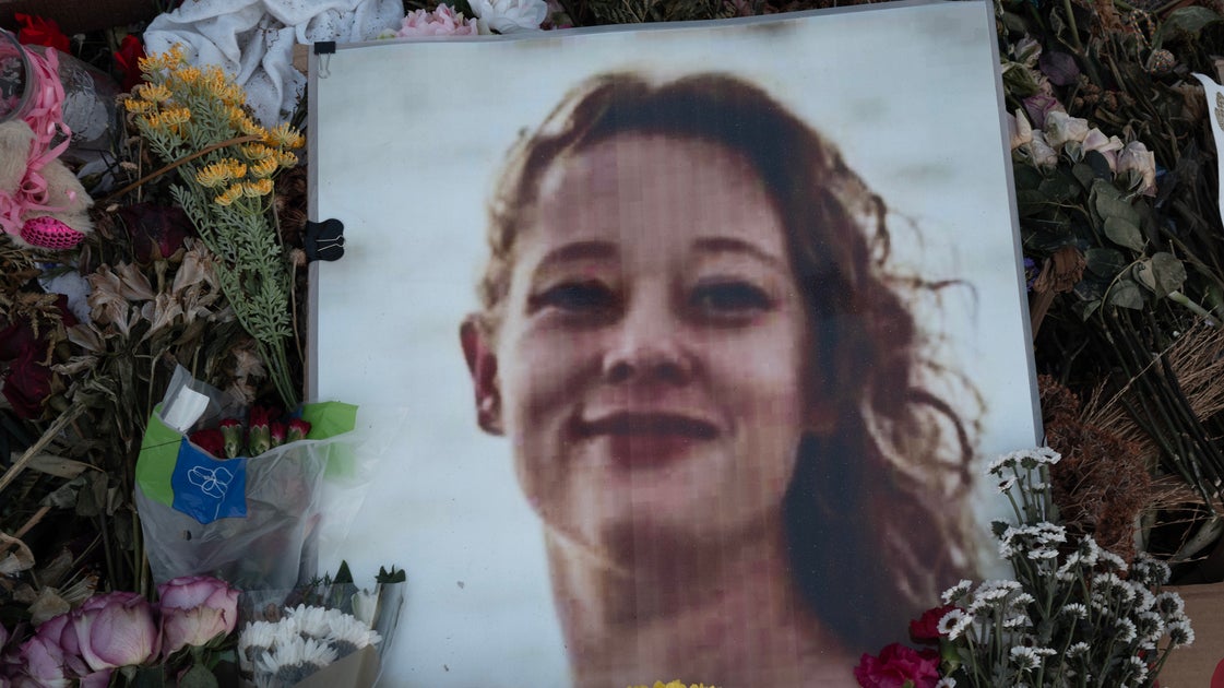 ICE Quietly Moves Agent Who Killed Renee Good: Report