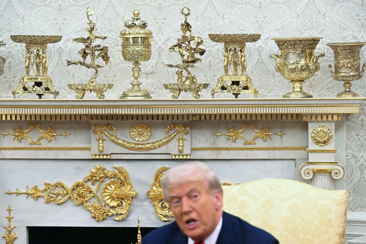 Gold colored ornaments and decor are more and more prevalent in the Oval Office during Trump's second term.