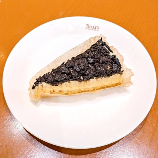 タリーズコーヒーの「クッキークリームチーズケーキ」