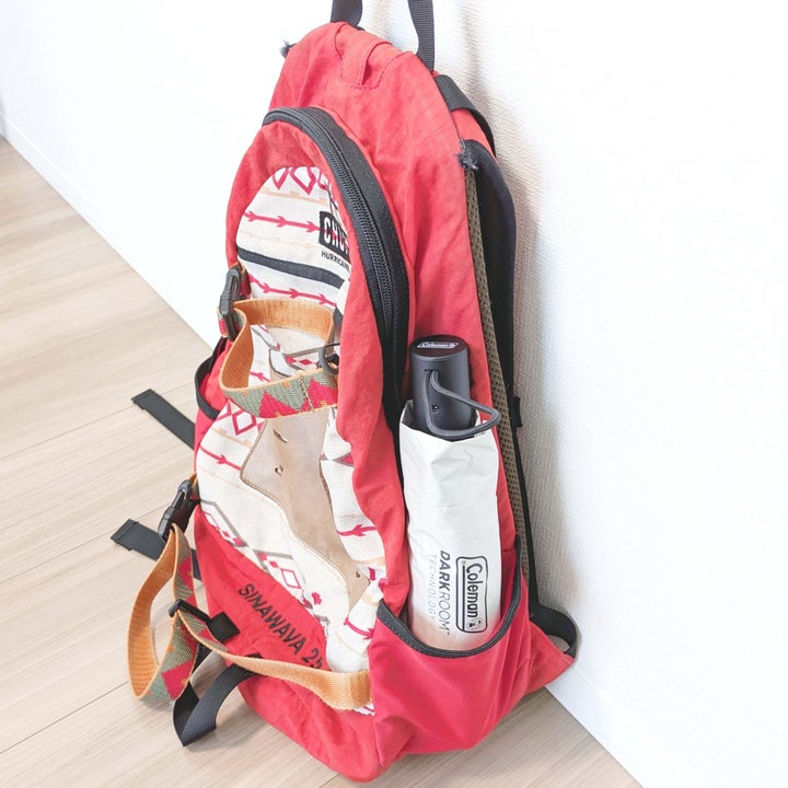 ローソンの「Coleman 晴雨兼用・自動開閉折りたたみ傘55cm アイボリー」