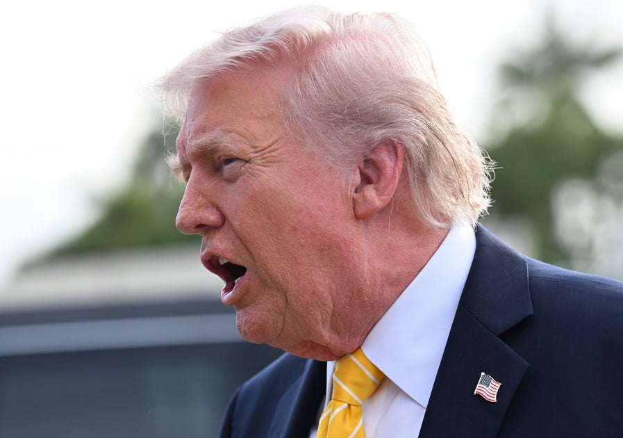 https://img.huffingtonpost.com/asset/69f8d3bc170000e5888445cb.jpeg?cache=MZriOBhls5&ops=crop_353_13_6269_4402,scalefit_1200_630