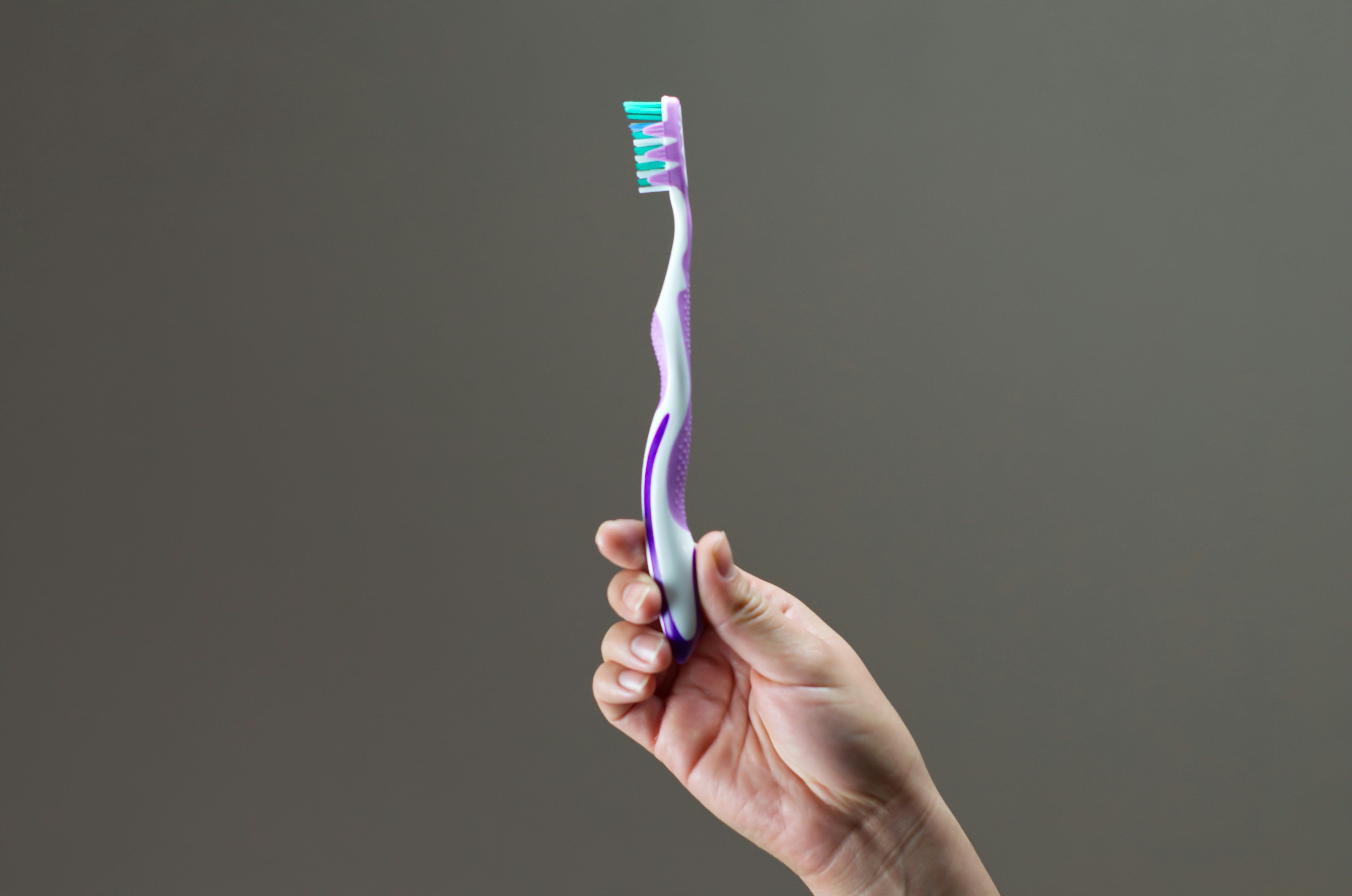 Why Runners Should Brush Their Teeth After A Long Run