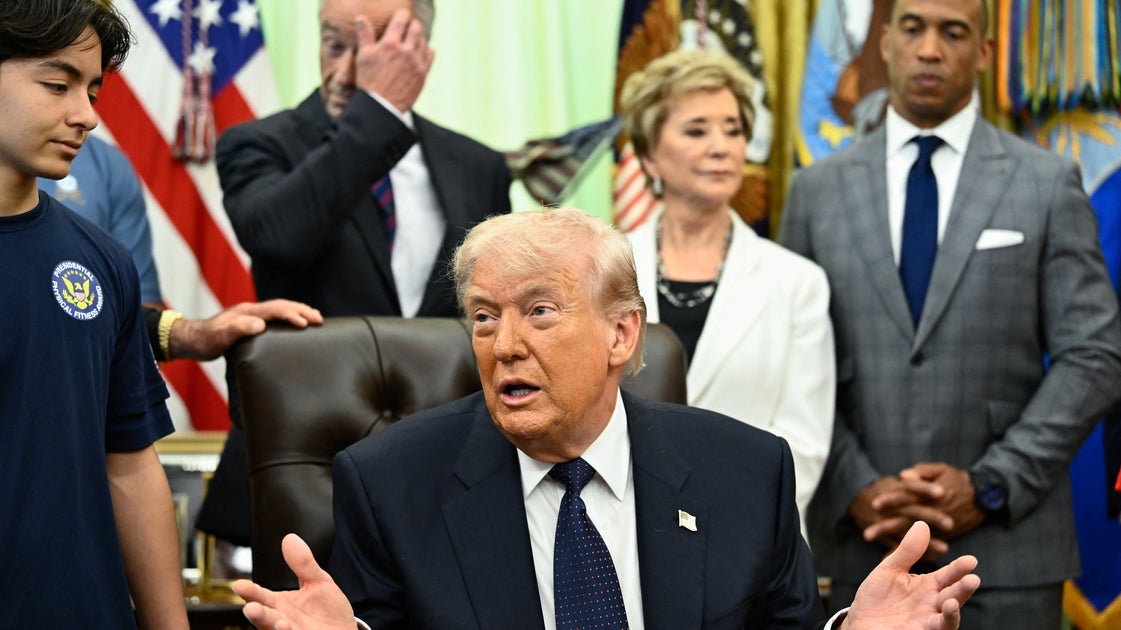 Trump’s Aggregated Approval Rating Drops Below 40%: Cook Political Report