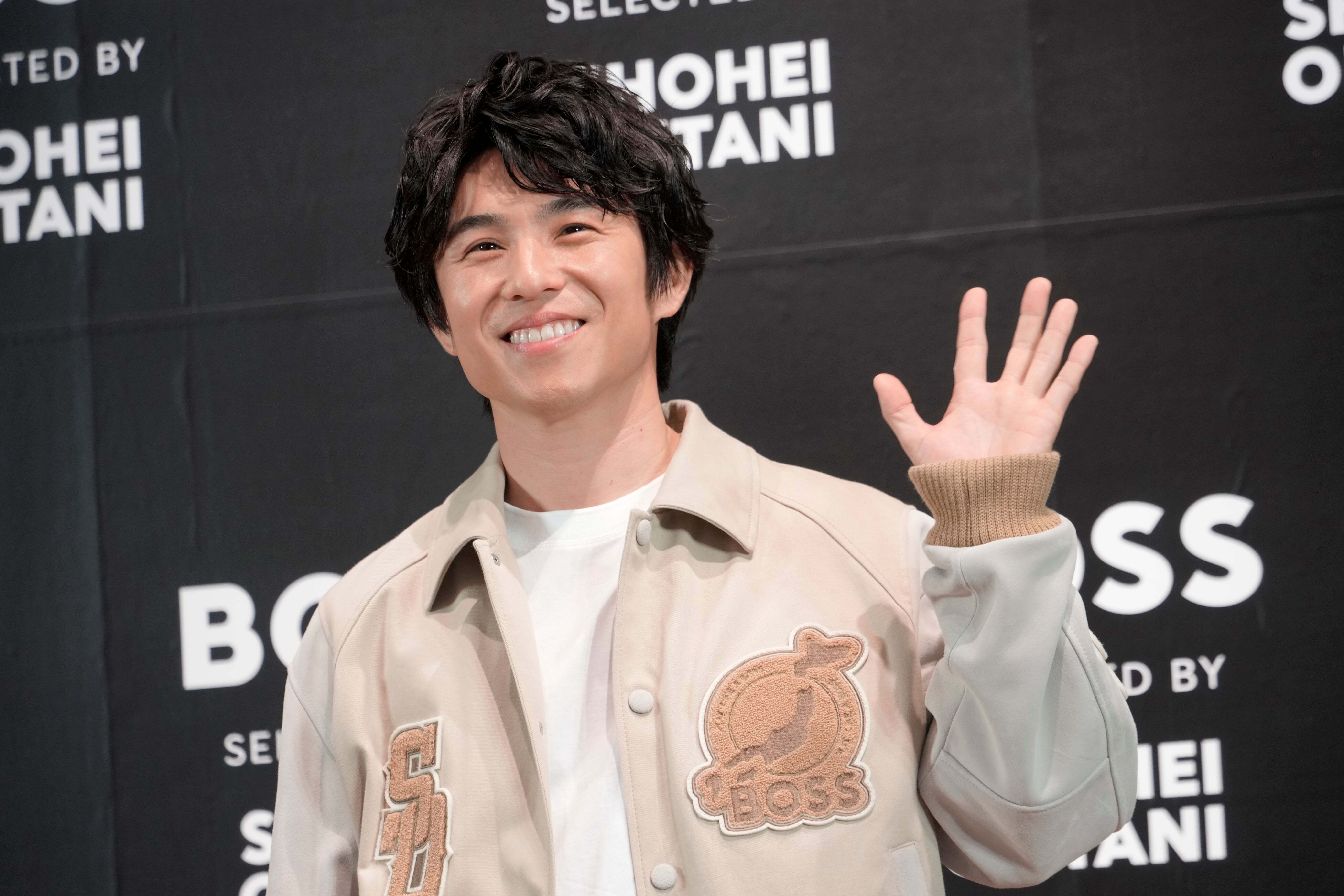 「記憶がございません」中尾明慶、まさかの寝姿にSNS騒然「どうしたらこんなことに…」「これはいかん」「笑った」