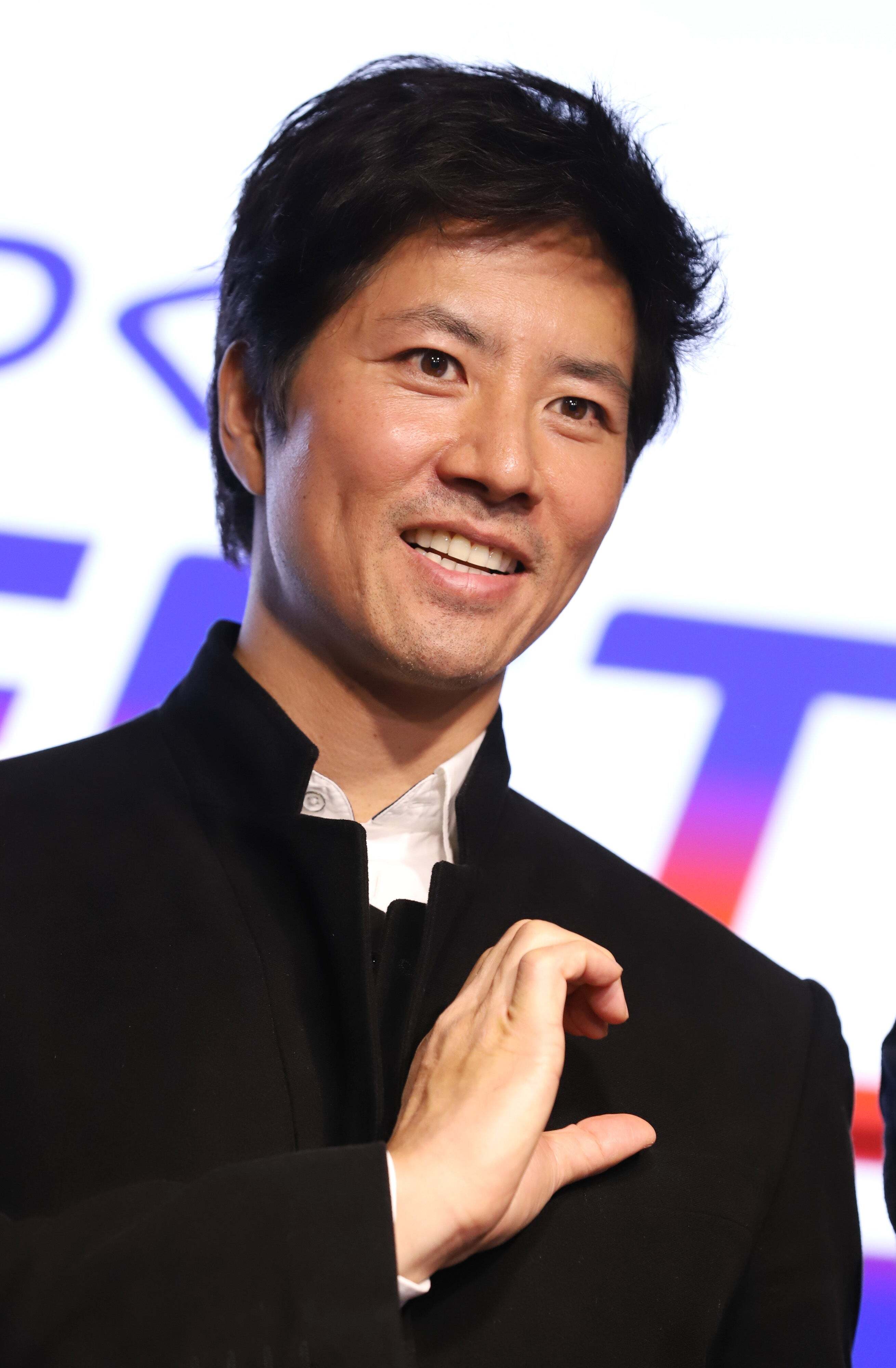 「ちょっと待て」ケイン・コスギの“忍者”ビジュアルにSNS騒然「既視感すげえ…」「絶対強い」「カクレンジャーかな？」