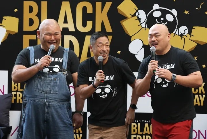 安田大サーカスHIRO、200万円弱で購入した“ダイハツ新車”を公開。巨漢でも足を伸ばせるフルフラット仕様