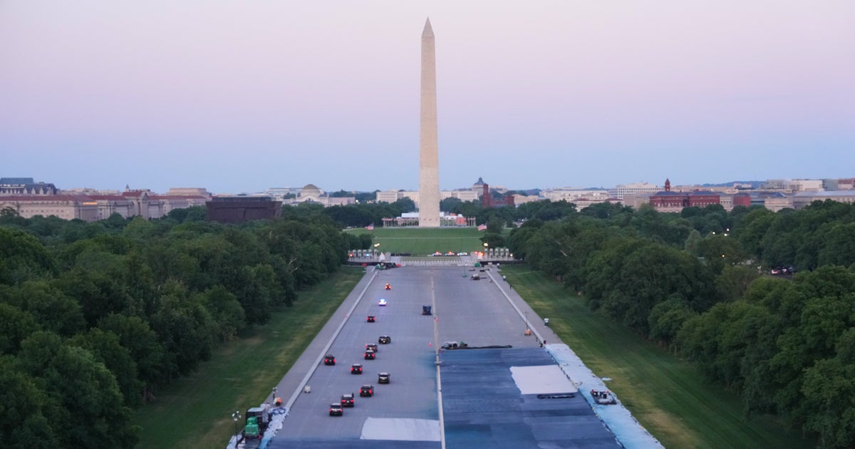 Trump Drives Across Lincoln Memorial Reflecting Pool To Inspect New Blue Coating He's Putting On It