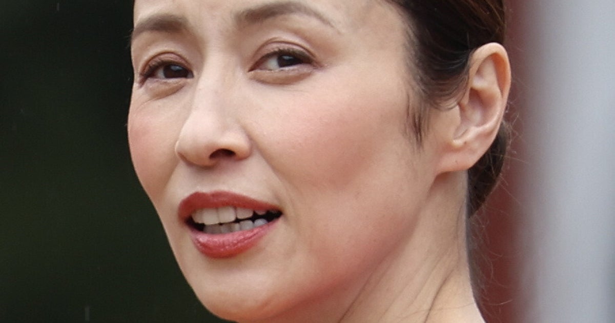 ドラマ『風、薫る』「水野美紀」演じる母の“痛快な生き方”とは？ 貧乏になり、夫の死に目に遭えずも…明るさで自らが輝く場所へ