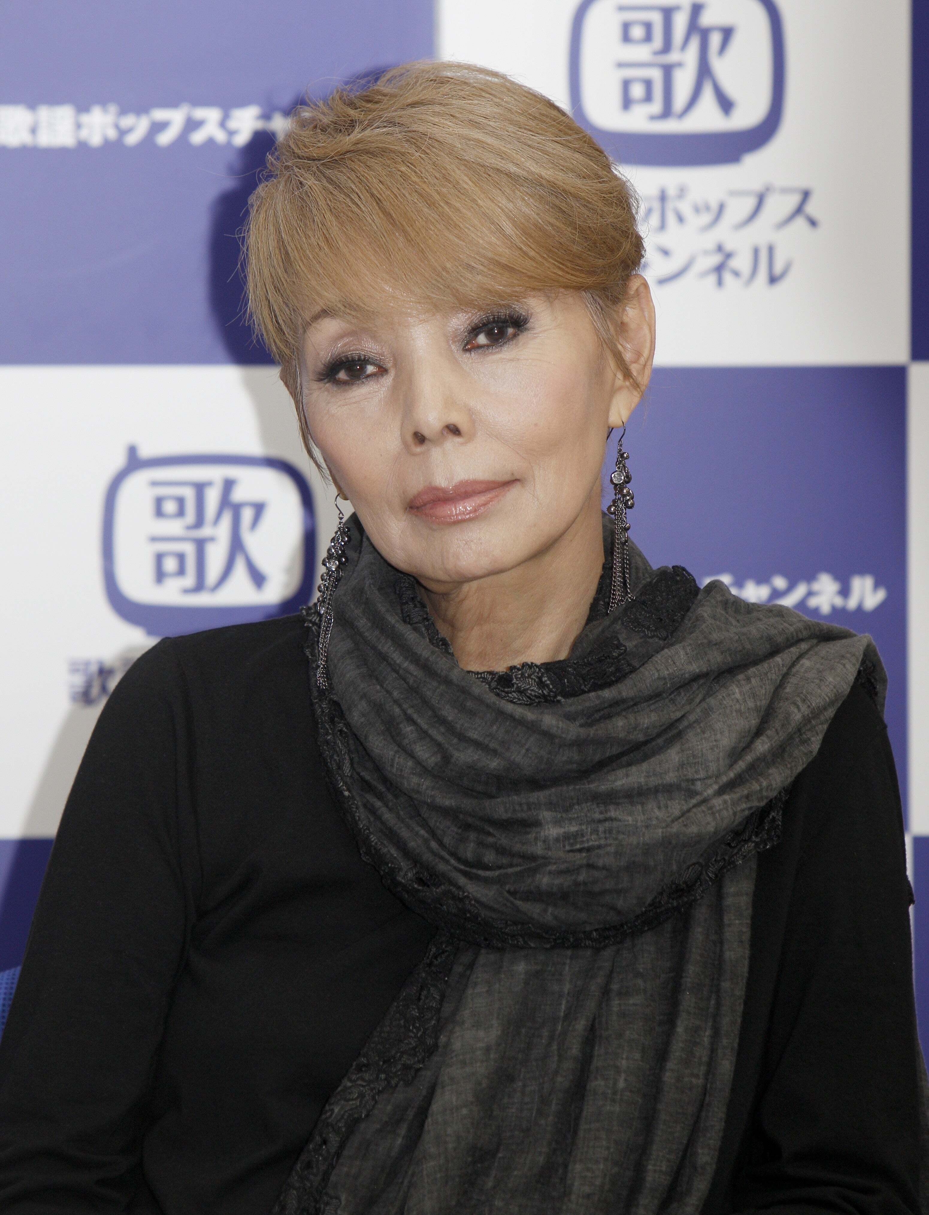 研ナオコ「70年ほど前」の姿を公開→「トトロのメイちゃんみたい」「ほっぺふっくら」「お行儀良い」と話題に