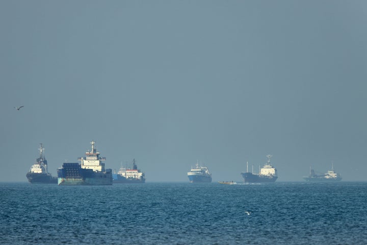 [Huffington Post]Iran Warns The U.S. Against Attacks On Its Oil Tankers And Other Ships But Ceasefire Appears To Hold