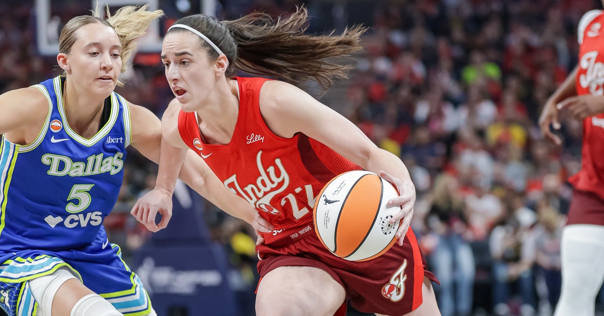 Caitlin Clark-Paige Bueckers Matchup Highlights WNBA's Big Opening Weekend