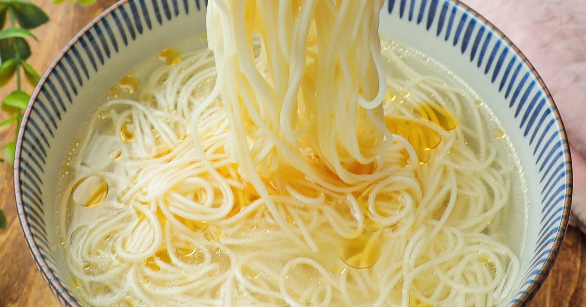 【ダマされたと思ってそうめんに入れてみて】めんつゆには戻れないかも...！あの調味料で作るそうめんアレンジレシピ