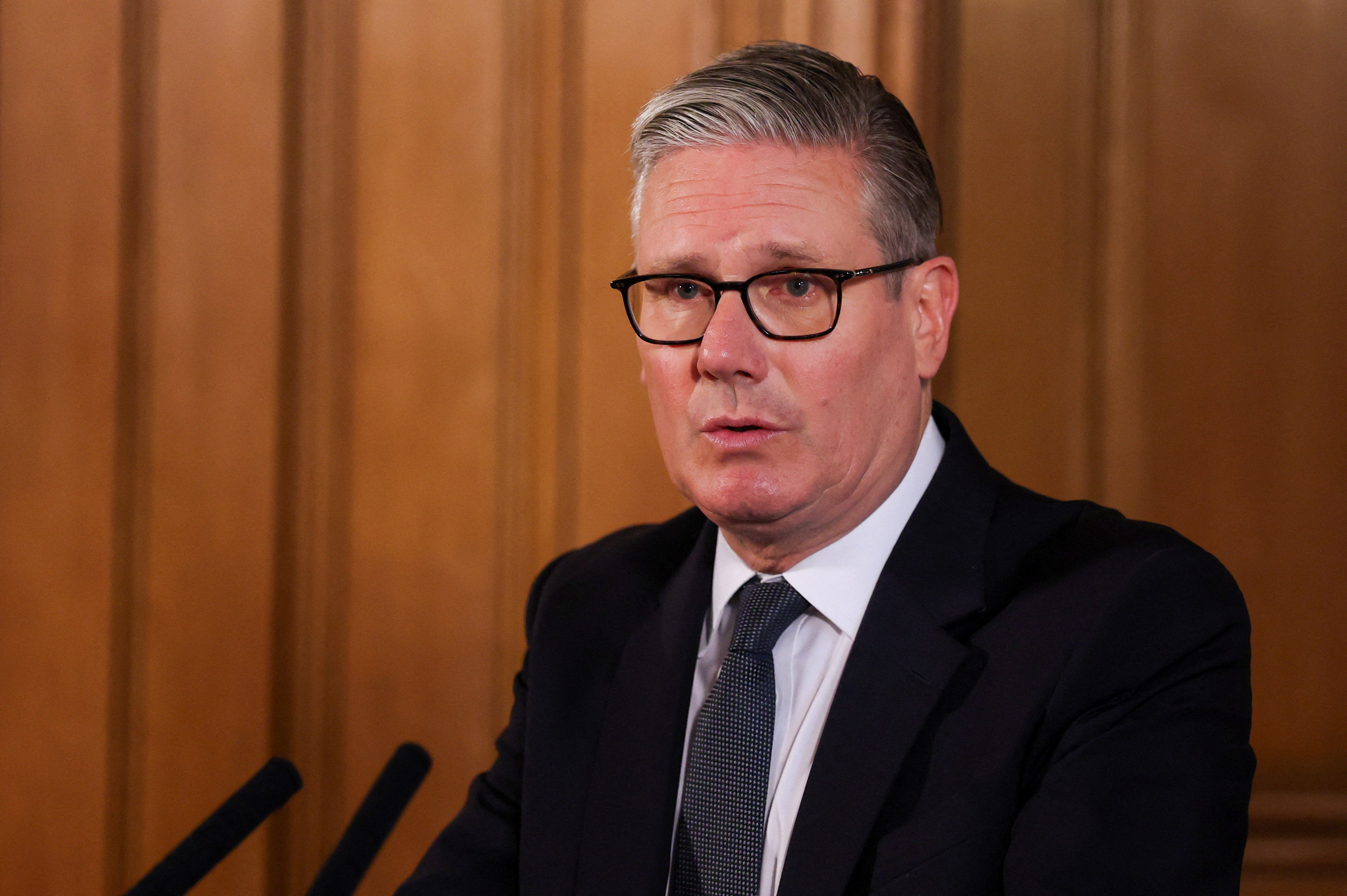 Labour MP Backs Down From Threat To Challenge Starmer – But Announces New Deadline For PM To Quit