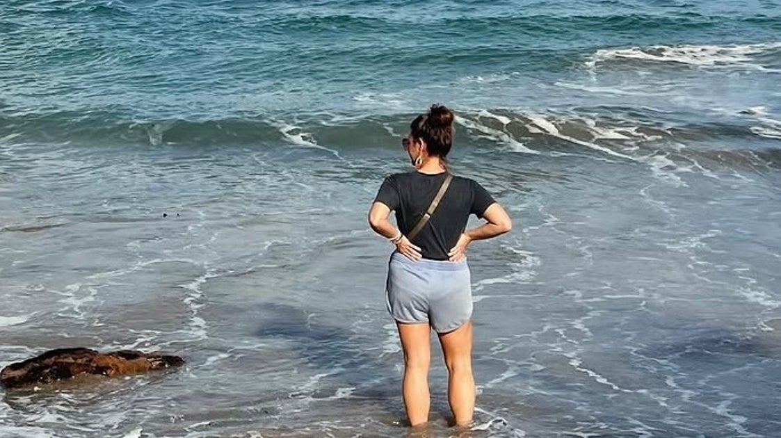 Why I Prefer To Date Younger Men As A Single Mom In Her 40s
