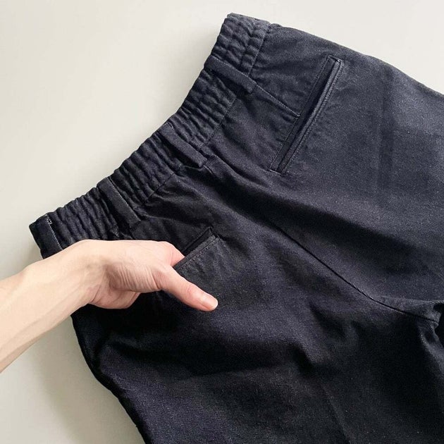 GU「ツイルワイドストレートパンツ」