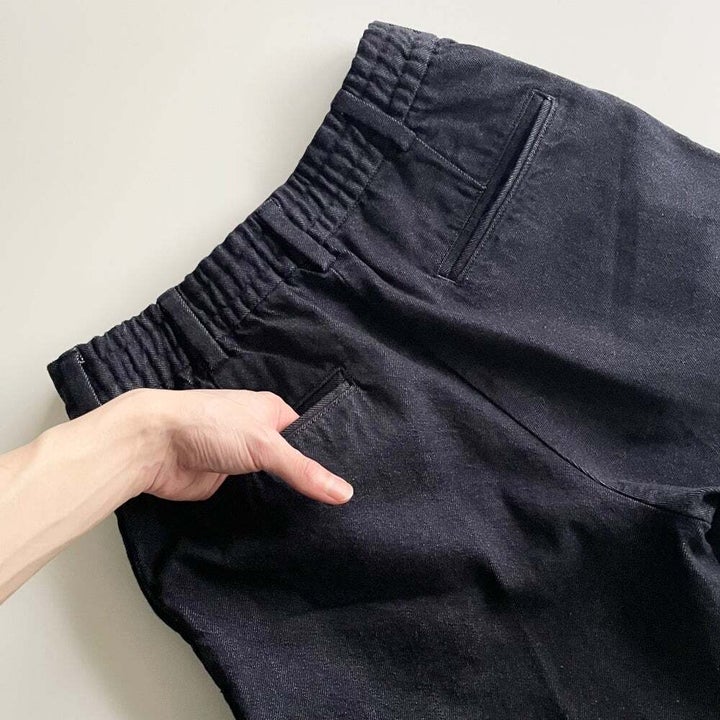GU「ツイルワイドストレートパンツ」