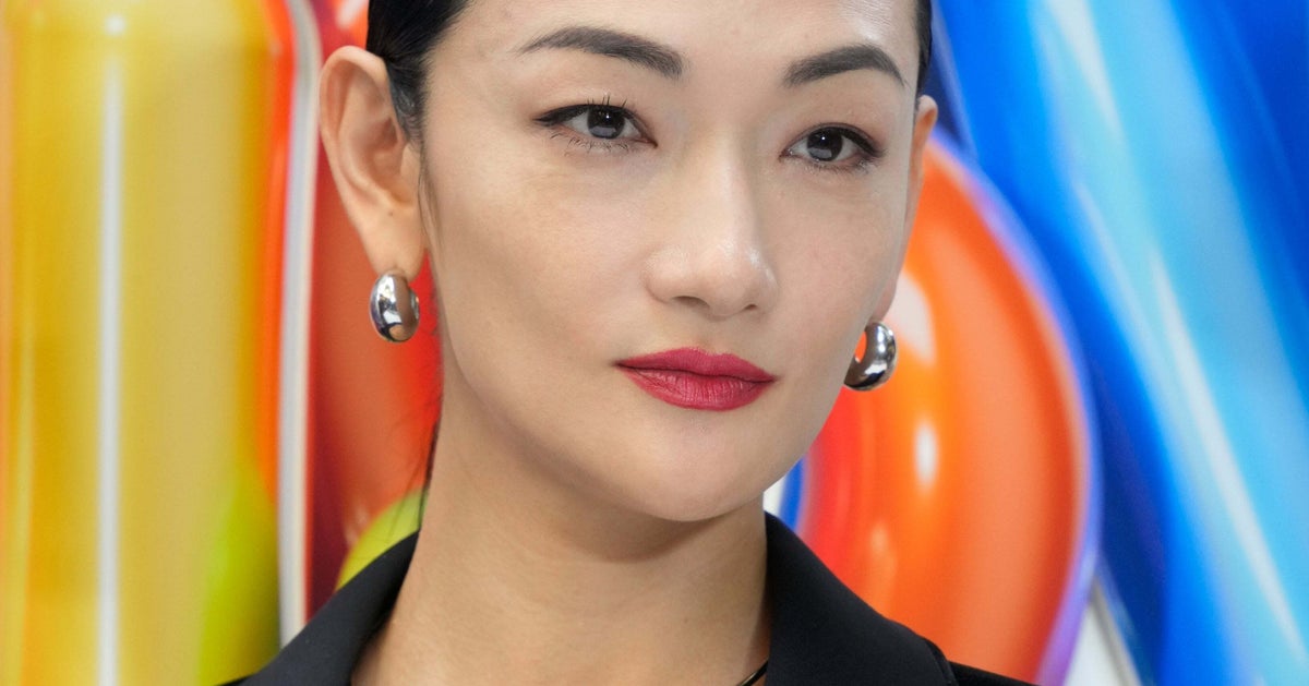 冨永愛、子・章胤手作りの“カルボナーラ”に感激⇨ヘルシー麺&マッシュルームたっぷりな一皿に「ありがとー!」