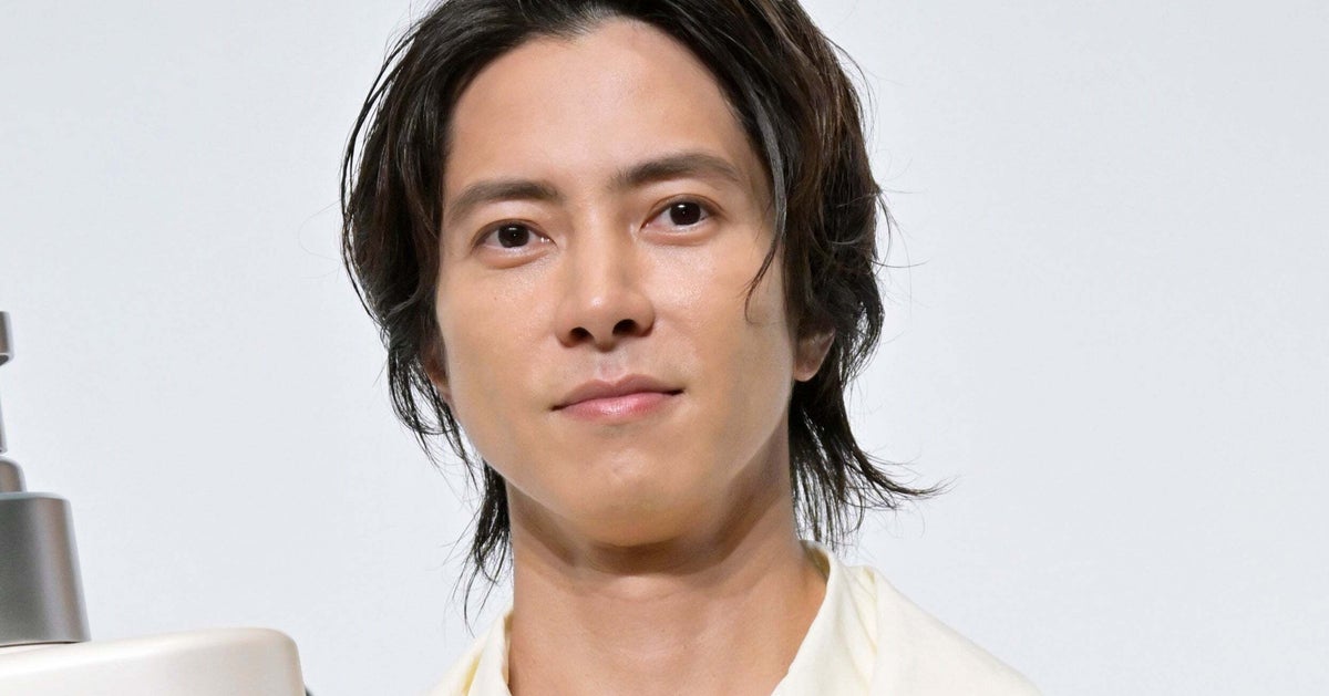 「智久のためなら…」山下智久とベテラン俳優の“解禁”ショットにSNS沸く「共演が見れるなんて…」「たまらなく感動」