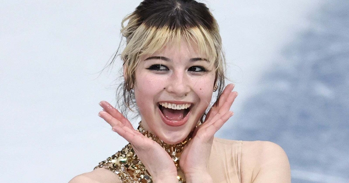 アリサ・リュウ選手がプリクラ風の写真を公開。友人とのワチャワチャ1枚に反響「私もフォトブースに行ってみたい」