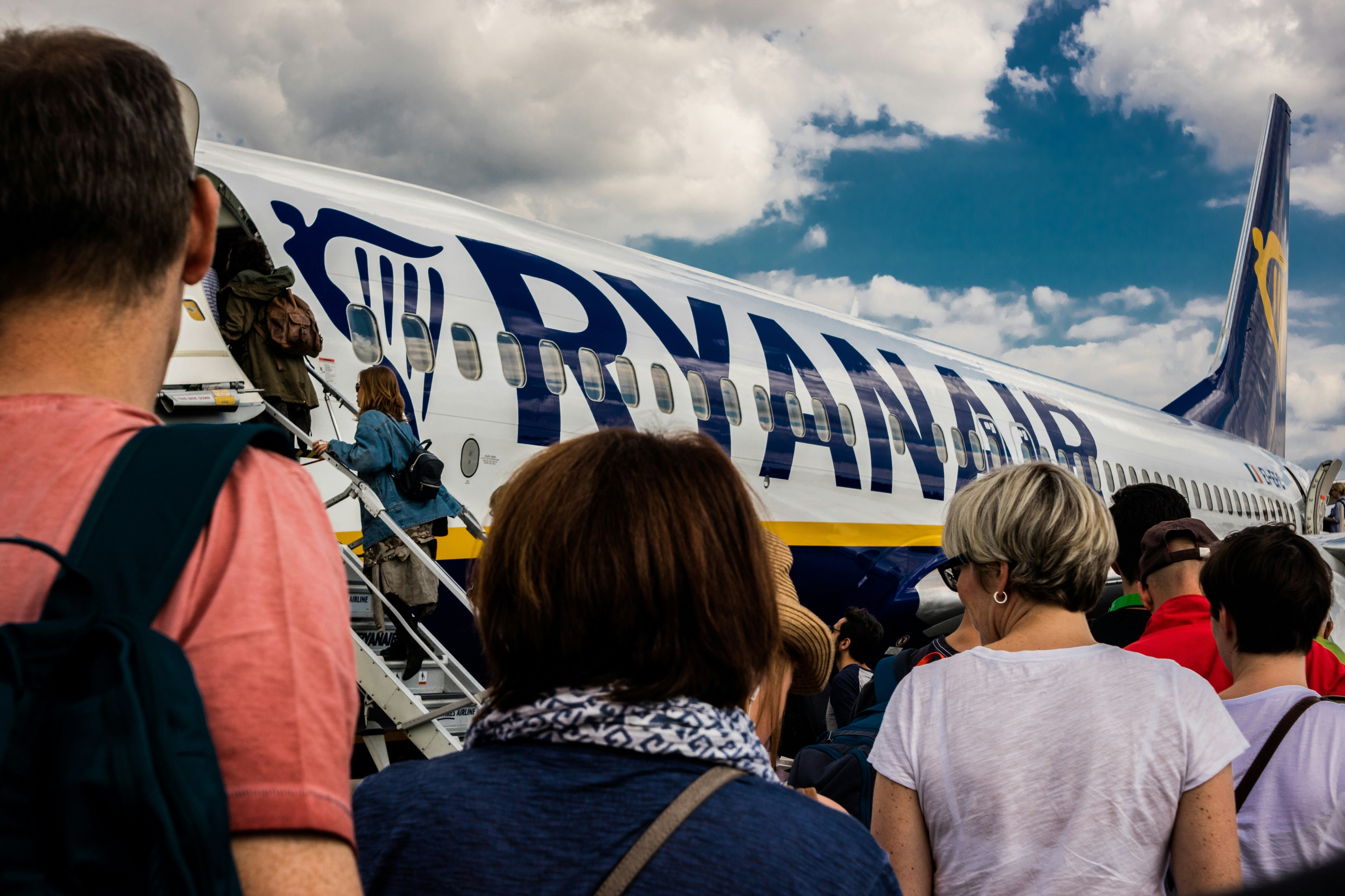 Ryanair Staff May Soon Have Reason To Fine Big Bags Harder