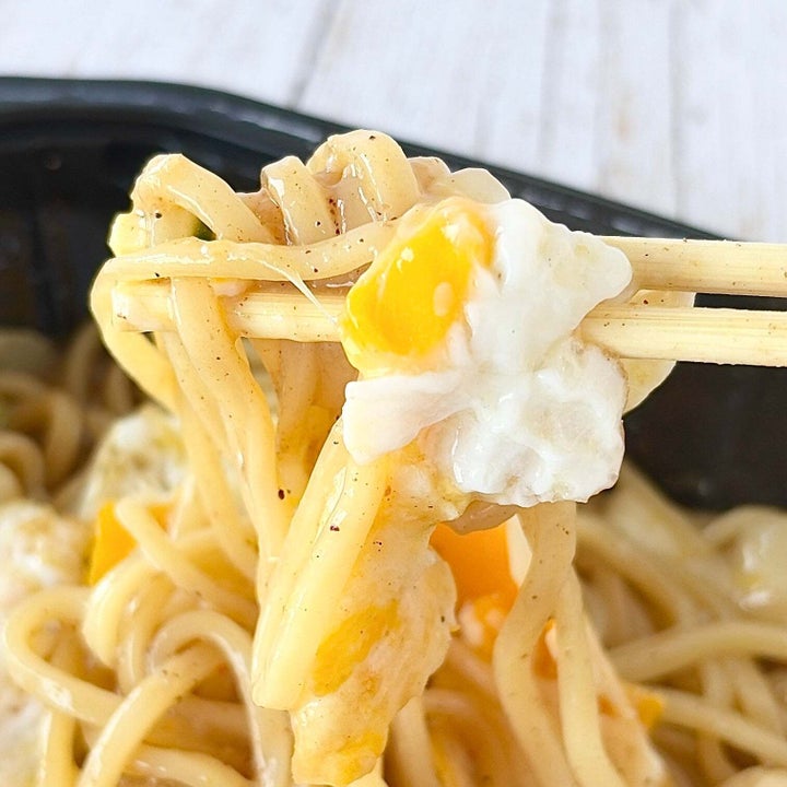 セブン-イレブン「7プレミアム 大盛り魚介豚骨まぜそば」