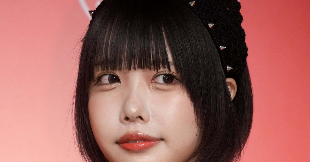 「なんで持ってるんだ」あのちゃんのまさかの服装にSNS驚き「ユニホームですか？」「俺もこの服持ってる」
