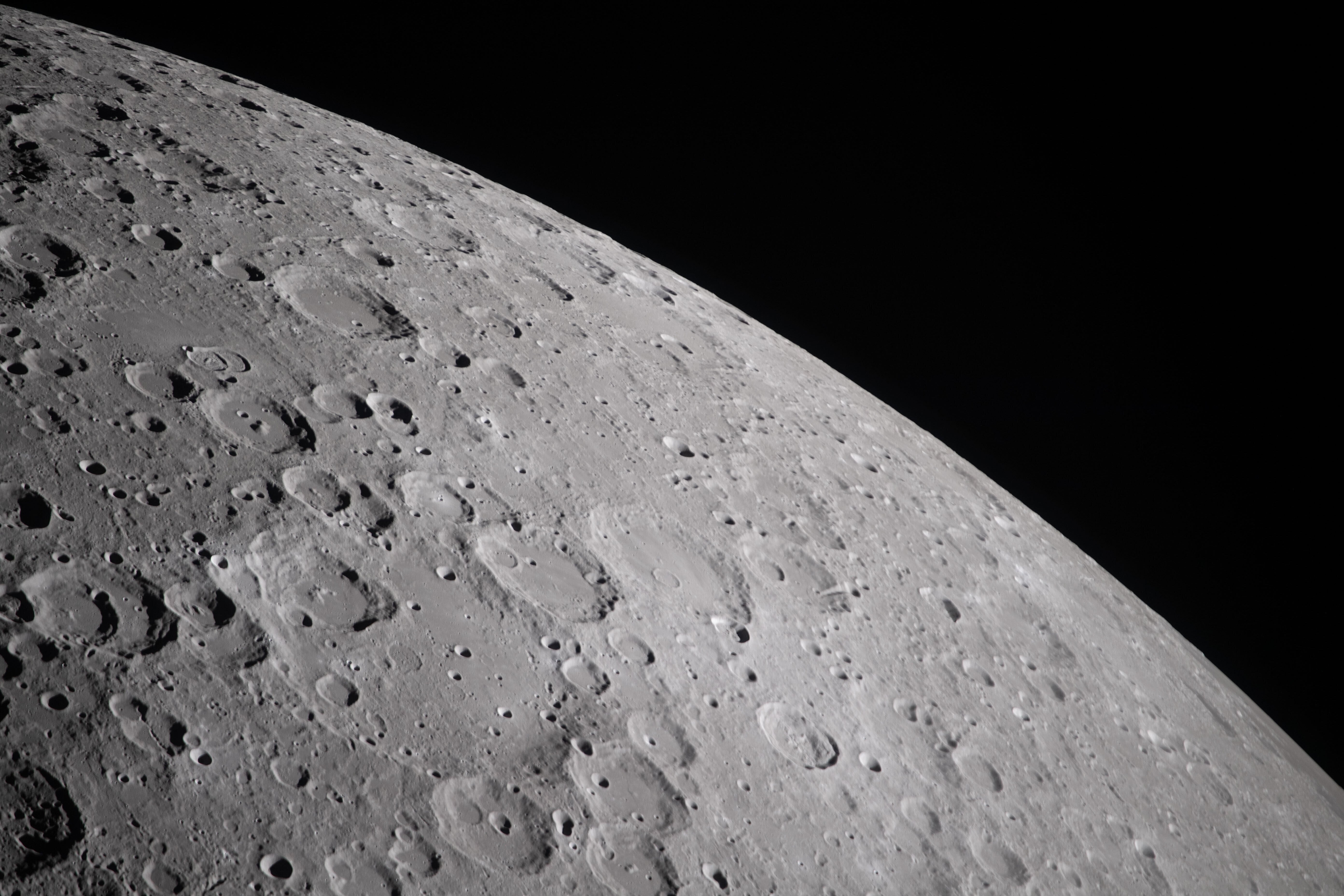 Astronomer Warns SpaceX Rocket Will Crash Into The Moon