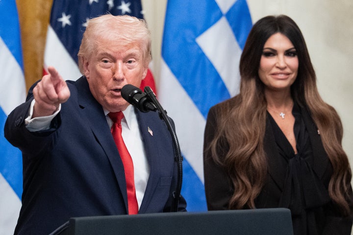 Η ανακοίνωση της Kimberly Guilfoyle’s McDonald’s Getting Lambasted