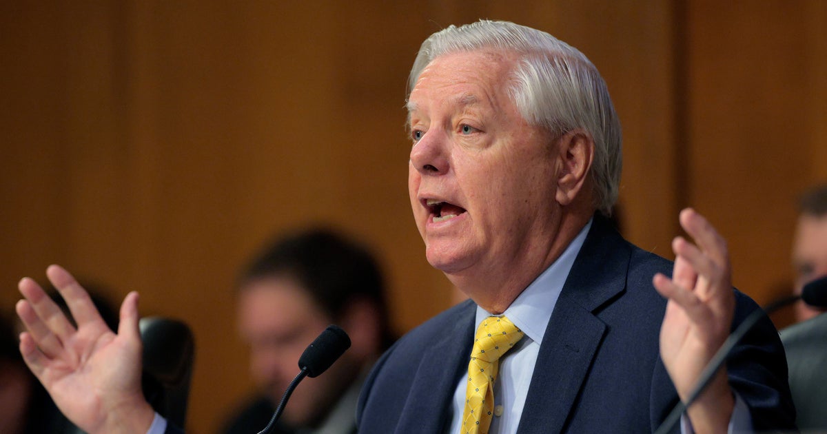Lindsey Graham Has Ruthless Reminder For Republicans Who Cross Trump