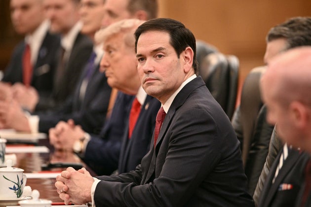 マルコ・ルビオ国務長官（手前）がドナルド・トランプ米大統領（奥）と中国の習近平国家主席の会談に同席（＝2026年5月14日撮影）
