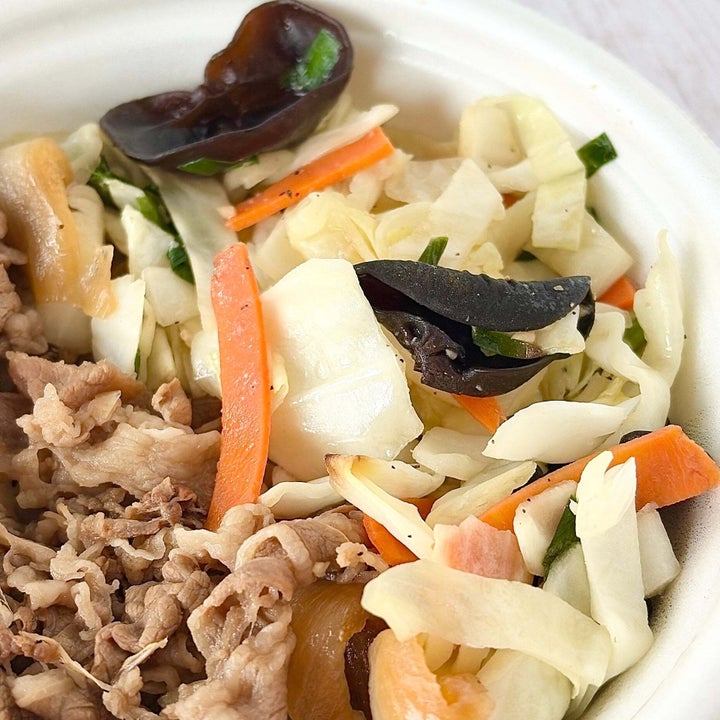 すき家「シャキうま塩野菜牛丼」