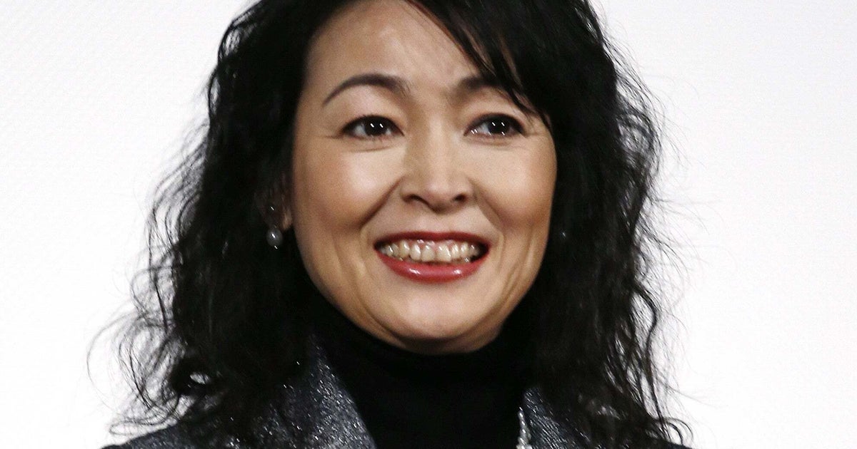 財前直見「イメチェンしてみました」⇨金髪ショートに「誰かに似てる」「すごーい」