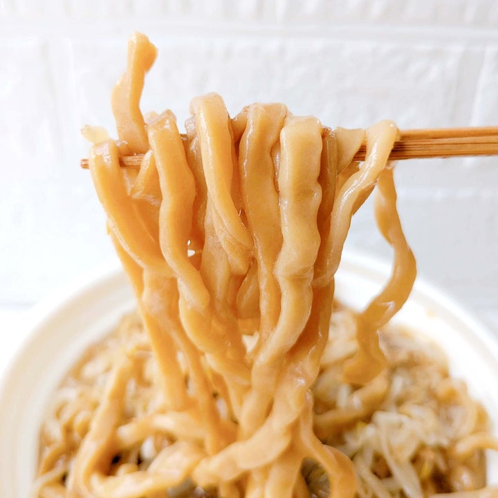 セブン-イレブン「中華蕎麦とみ田監修デカ豚ラーメン アブラ増」