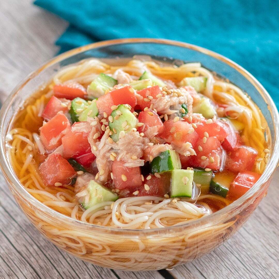 【暑い日はコレ一択】スルッと食べやすい！アレンジそうめん、冷やし麻辣湯…一皿で大満足のごはんレシピ3選