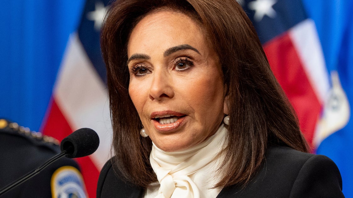 Jeanine Pirro sagt, sie wisse nichts über den neuen ...