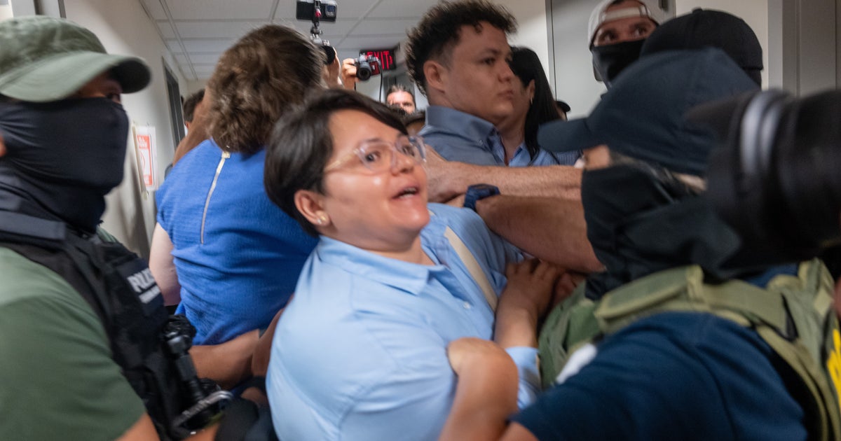 Judge Stops NYC Immigration Court Arrests After Trump Admin Admits ‘Error'